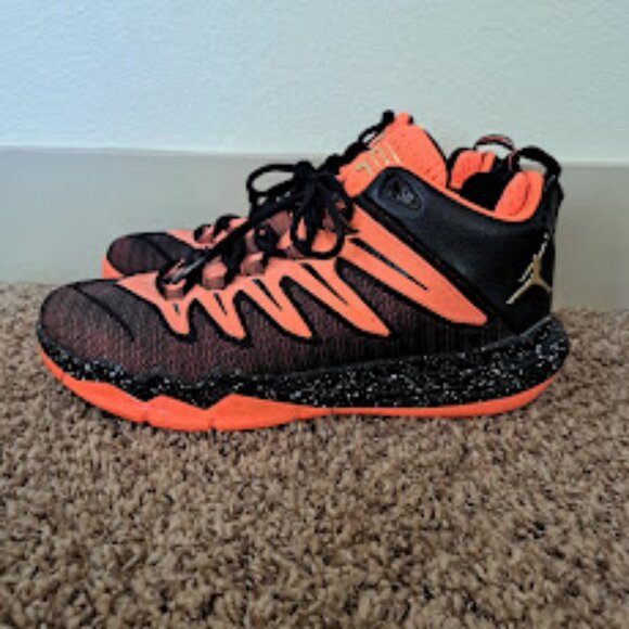 Jordans Basketball Shoes CP3 IX X Hyper Orange size mens 9 - Picture 1 of 8